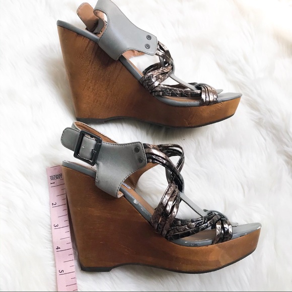 4 for $25 Steve Madden | Tampaa wedges - Picture 5 of 6